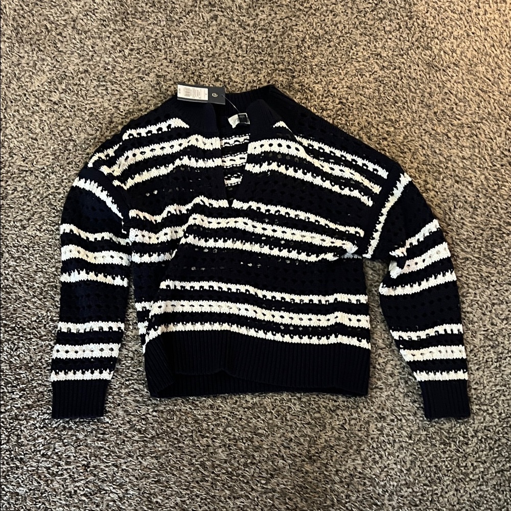 Universal Thread Black & White Striped Crewneck Sweater - Men's